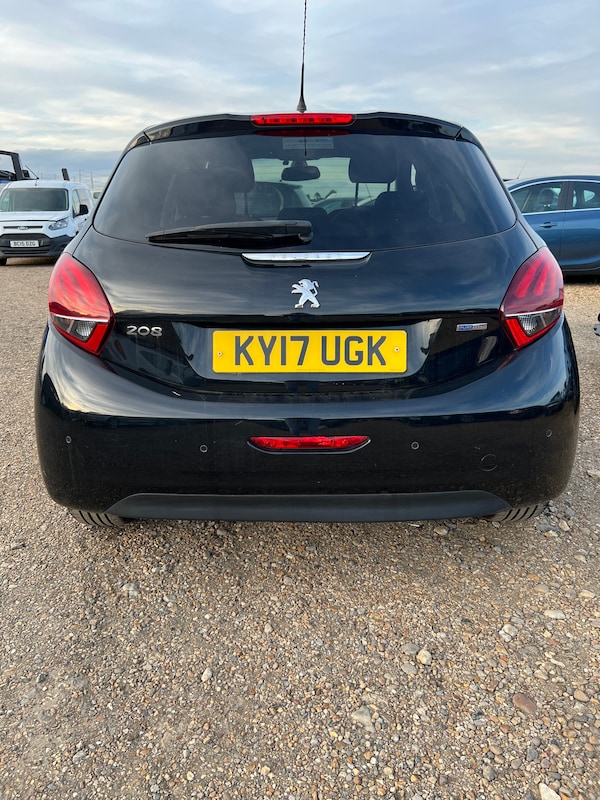 Used Peugeot 208 2017 for sale - 72591906: Photo 2