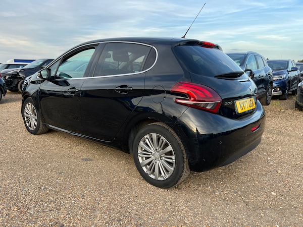 Used Peugeot 208 2017 for sale - 72591906: Photo 3