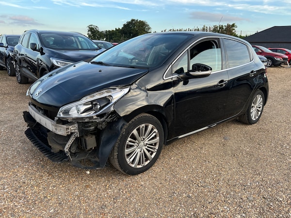 Used Peugeot 208 2017 for sale - 72591906: Photo 4