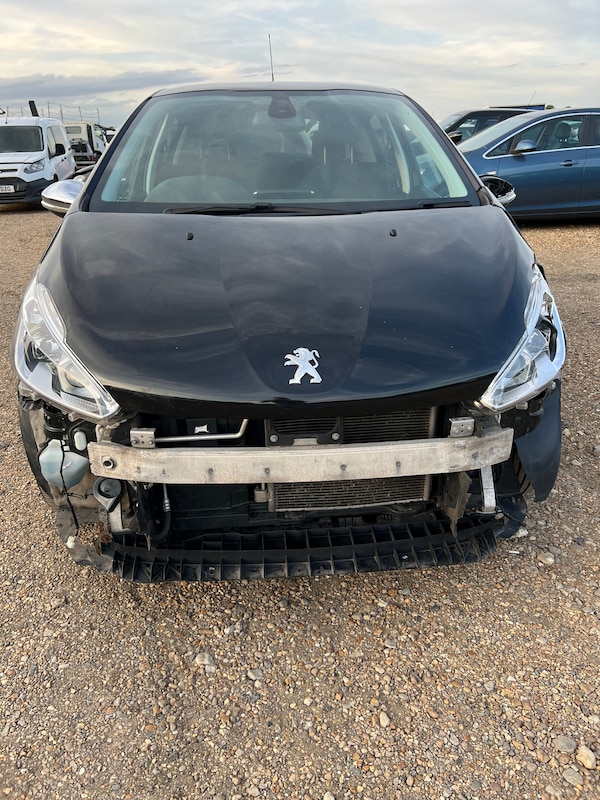 Used Peugeot 208 2017 for sale - 72591906: Photo 5