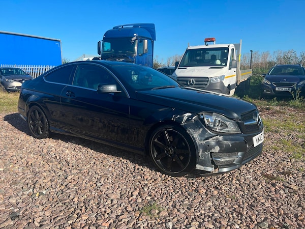 Used Mercedes-Benz C-Class 2013 for sale - 69008628: Photo 5