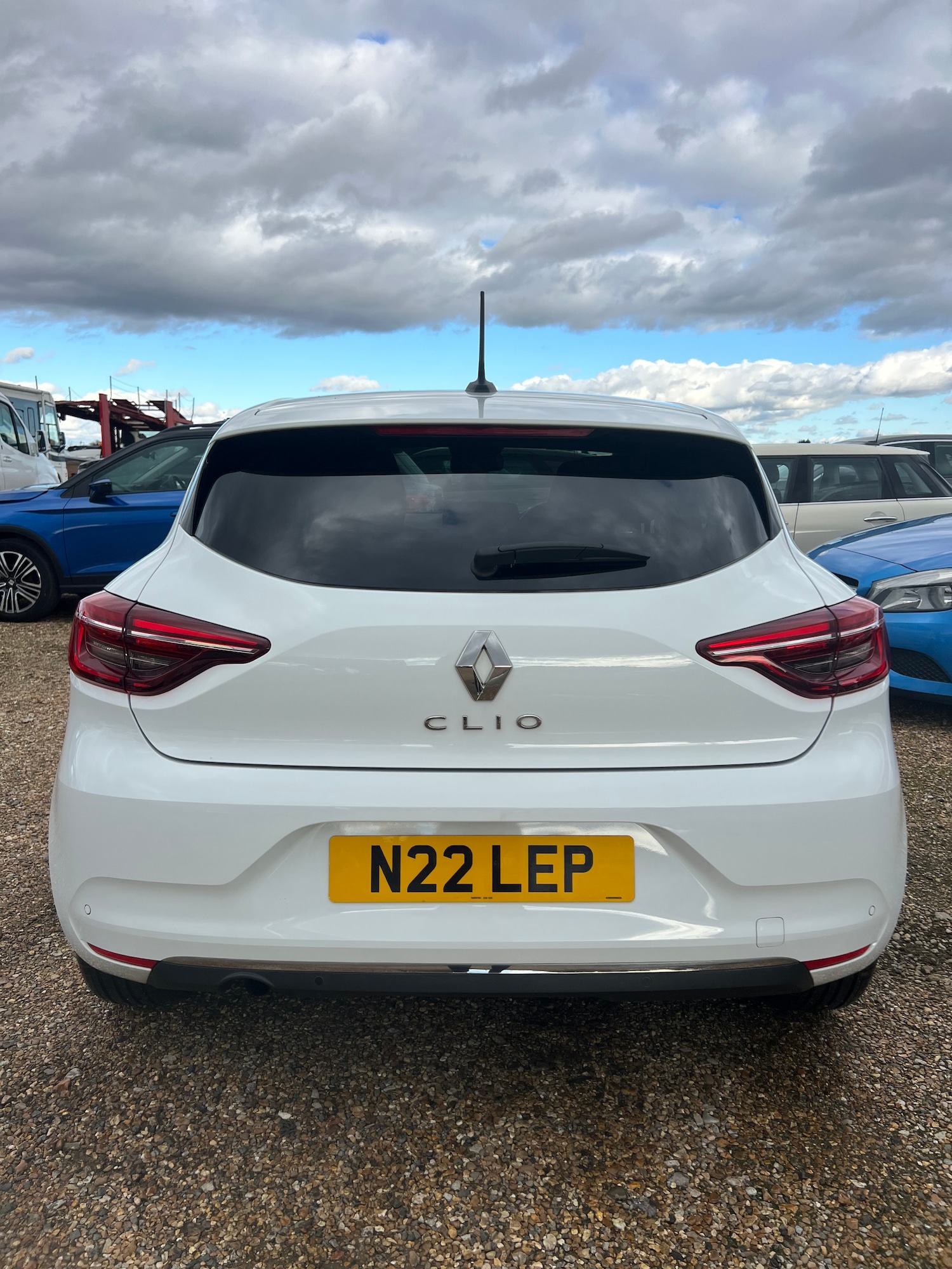 Used Renault Clio 2020 for sale - 76379459: Photo 3