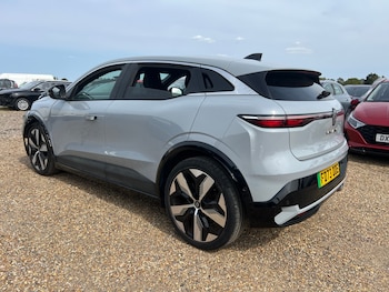 Used Renault Megane E Tech 2023 for sale - 75505916: Photo