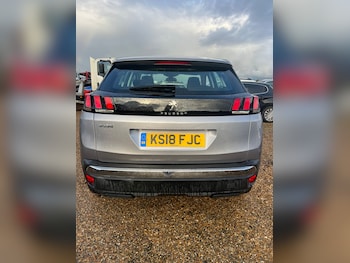 Used Peugeot 3008 2018 for sale - 76329797: Photo