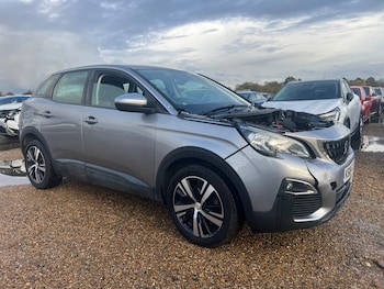 Used Peugeot 3008 2018 for sale - 76329797: Photo