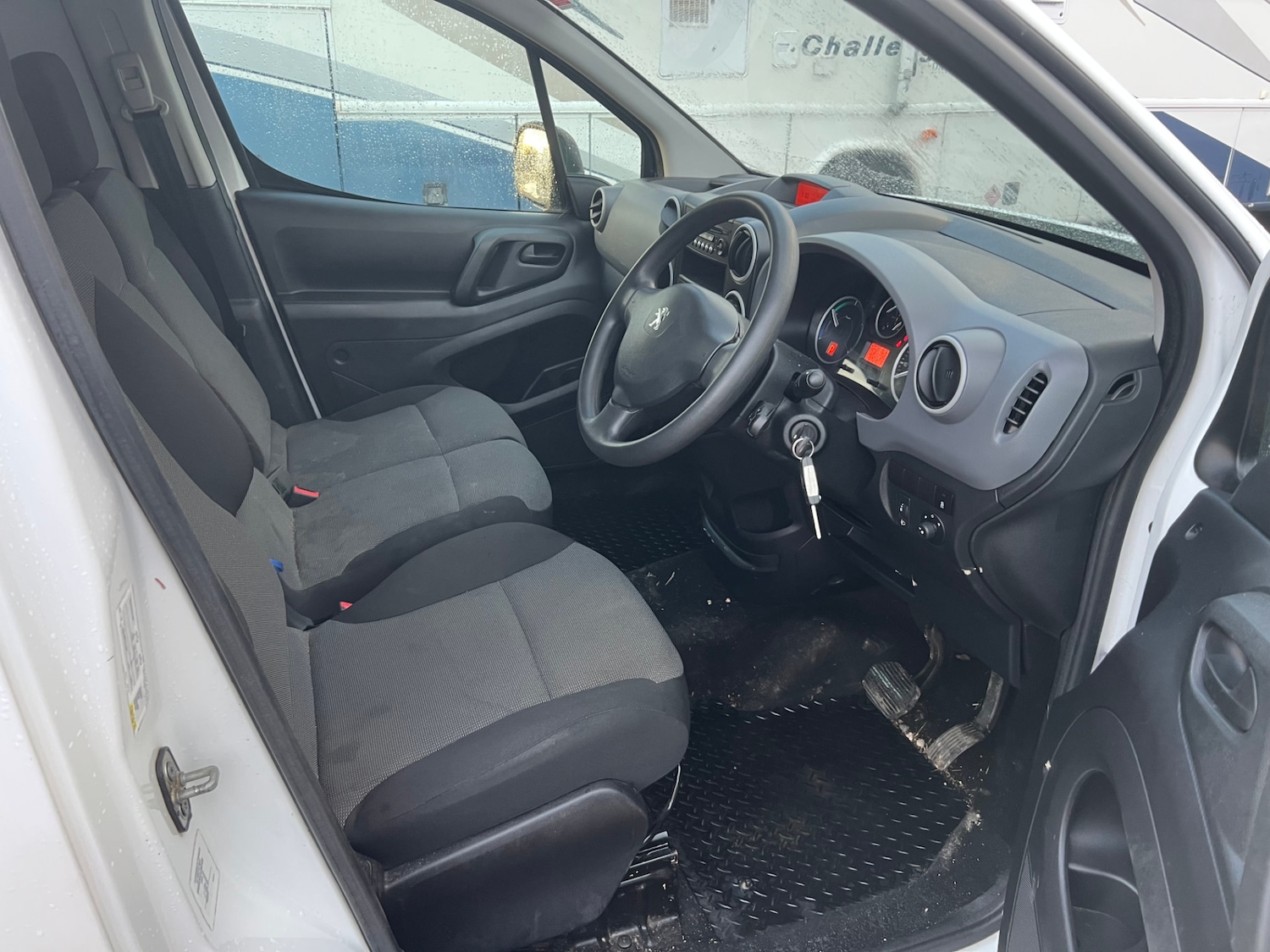 Used Peugeot Partner 2019 for sale - 76411421: Photo 11