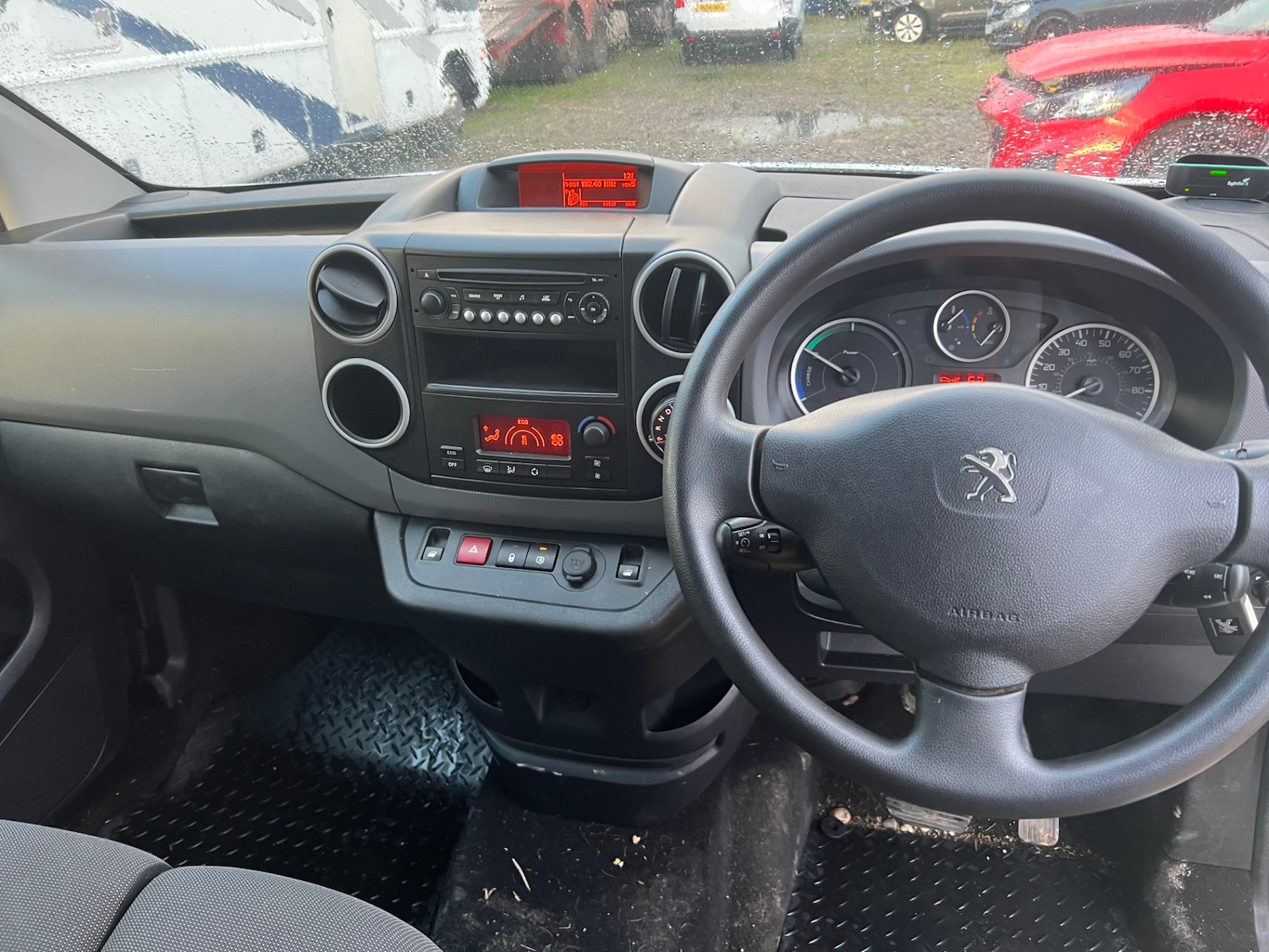Used Peugeot Partner 2019 for sale - 76411421: Photo 12