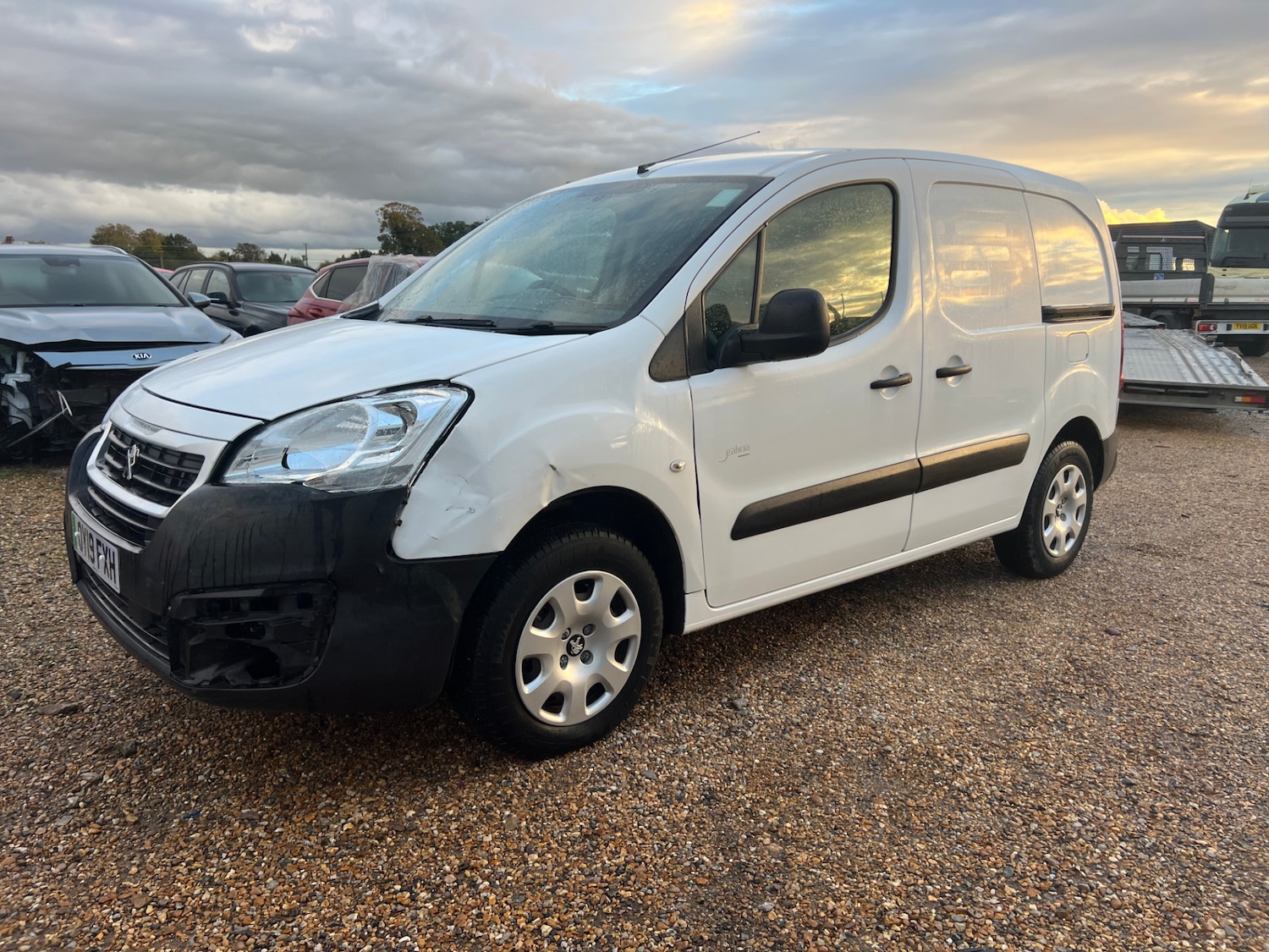 Used Peugeot Partner 2019 for sale - 76411421: Photo 6