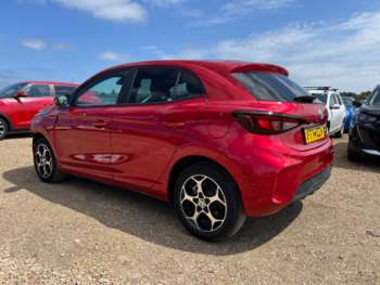 2025 (74) - 1.5 Hybrid Trophy 5dr Auto