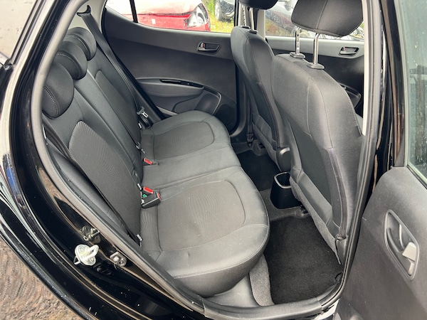 Used Hyundai i10 2019 for sale - 71822827: Photo 11