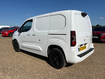 Used Citroen Berlingo 2020 for sale - 75526950: Photo