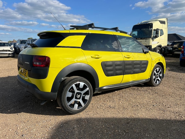 Used Citroen C4 Cactus 2014 for sale - 68496147: Photo 3