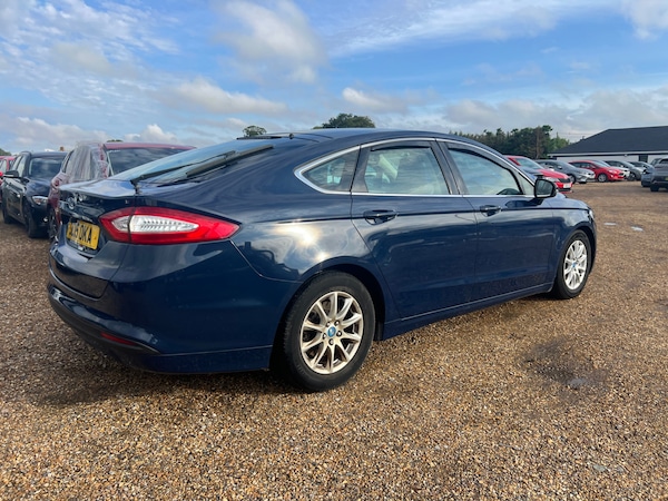 Used Ford Mondeo 2015 for sale - 75526438: Photo 2