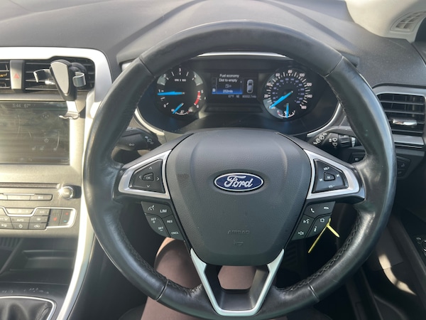 Used Ford Mondeo 2015 for sale - 75526438: Photo 8