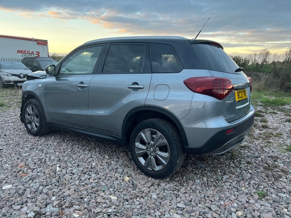 Used Suzuki Vitara 2021 for sale - 74736774: Photo 1
