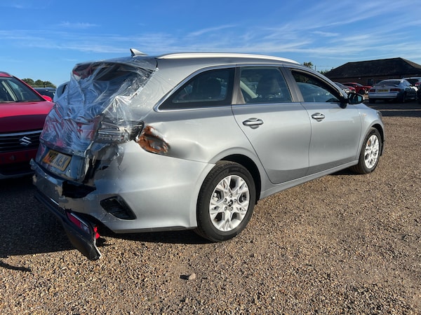 Used Kia Ceed 2022 for sale - 74841363: Photo 4