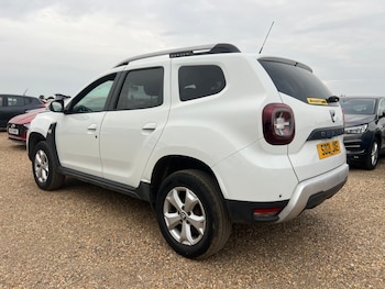 Used Dacia Duster 2021 for sale - 75526457: Photo