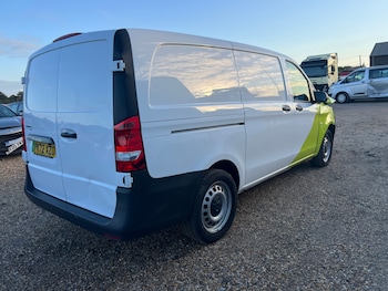 Used Mercedes-Benz Vito 2022 for sale - 76044546: Photo