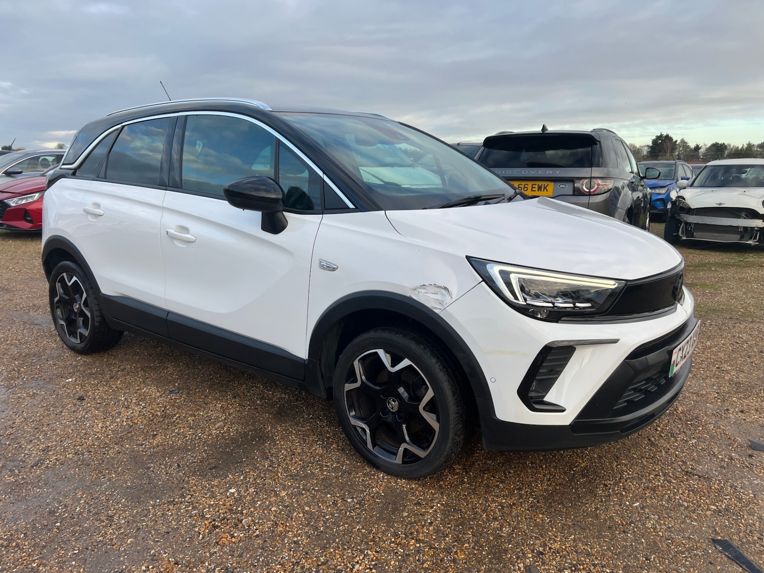 Used Vauxhall Crossland 2023 for sale - 76704532: Photo 1