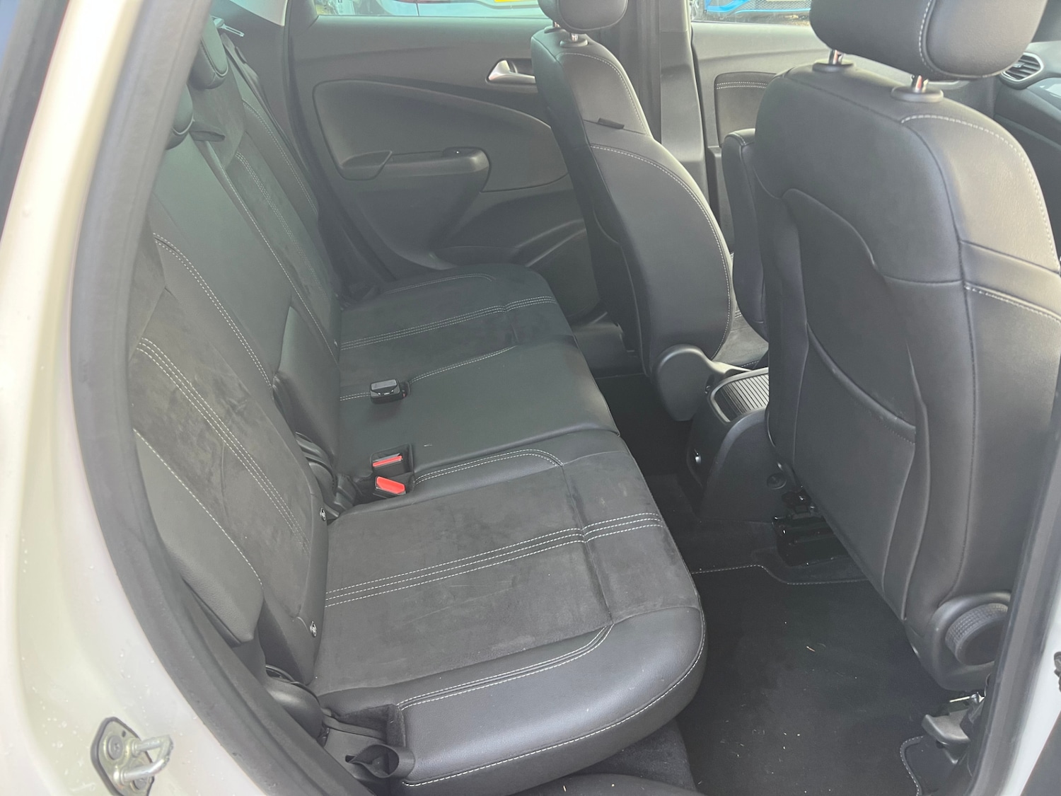 Used Vauxhall Crossland 2023 for sale - 76704532: Photo 11