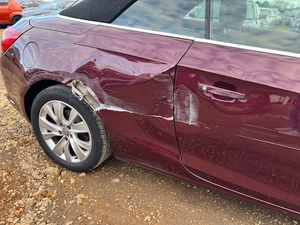 Used Vauxhall Cascada 2014 for sale - 72957492: Photo 17