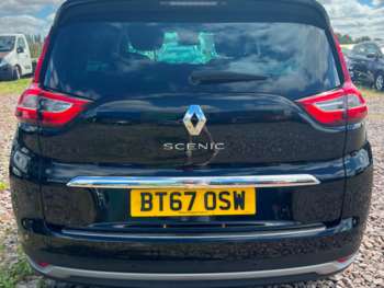 Used Renault Grand Scenic 2017 for sale - 68292558: Photo