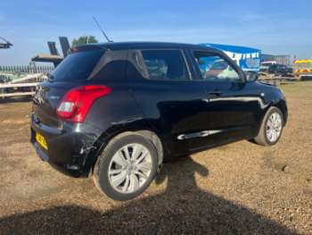 Used Suzuki Swift 2018 for sale - 74730765: Photo