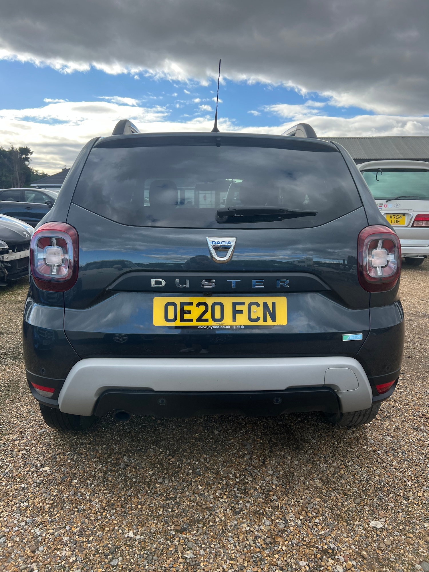 Used Dacia Duster 2020 for sale - 76383285: Photo 2