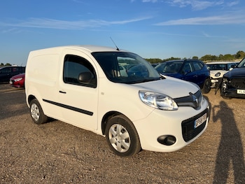 Used Renault Kangoo 2018 for sale - 75273012: Photo