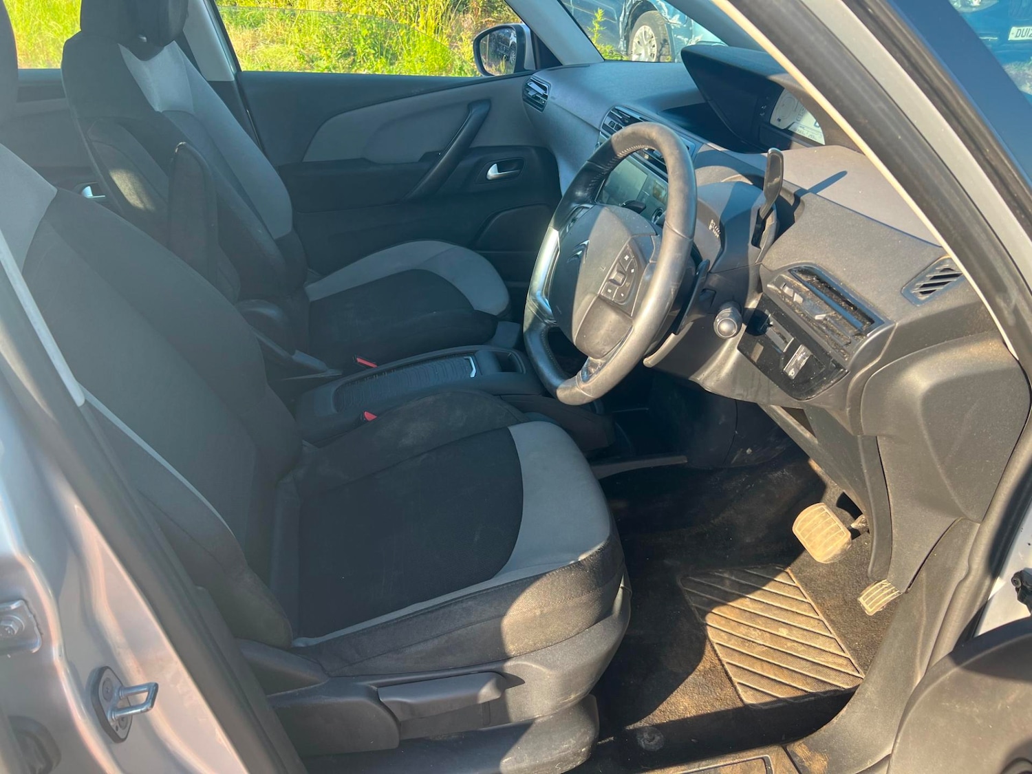 Vehicle 14