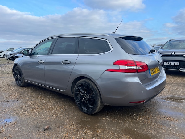 Used Peugeot 308 2018 for sale - 73935388: Photo 1