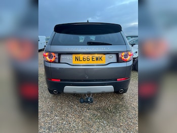 Used Land Rover Discovery Sport 2016 for sale - 76705720: Photo
