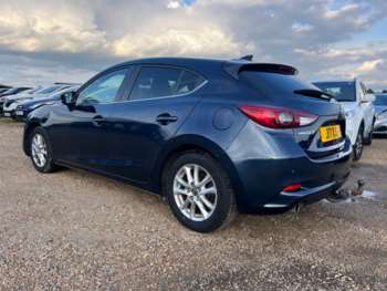 Used Mazda Mazda3 2017 for sale - 70894528: Photo