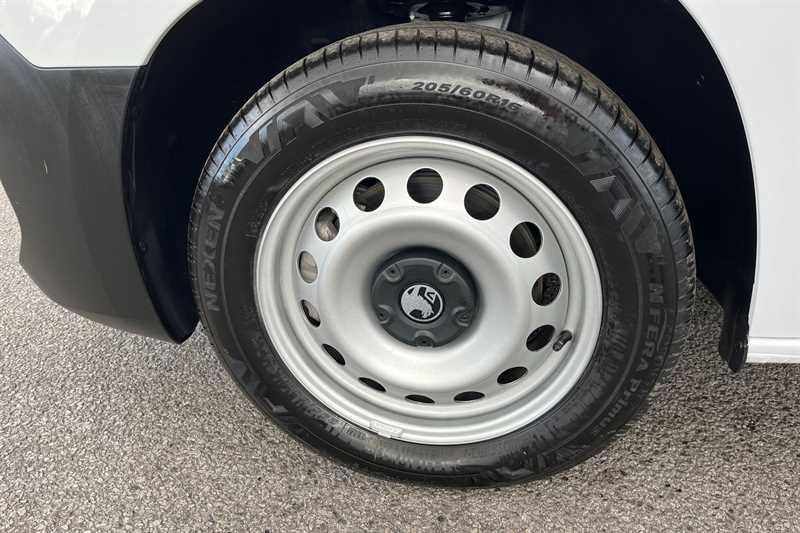 Used Vauxhall Combo 2024 for sale - 76877028: Photo 9