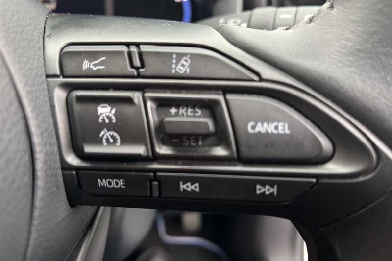 Used Toyota Yaris Cross 2023 for sale - 77322972: Photo 22