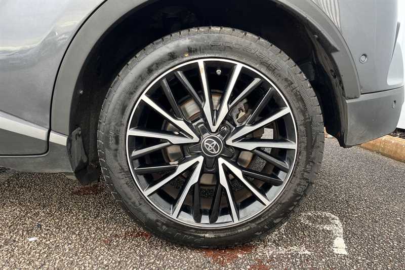 Used Toyota C-HR 2018 for sale - 76930220: Photo 10