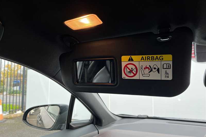 Used Toyota C-HR 2018 for sale - 76930220: Photo 44