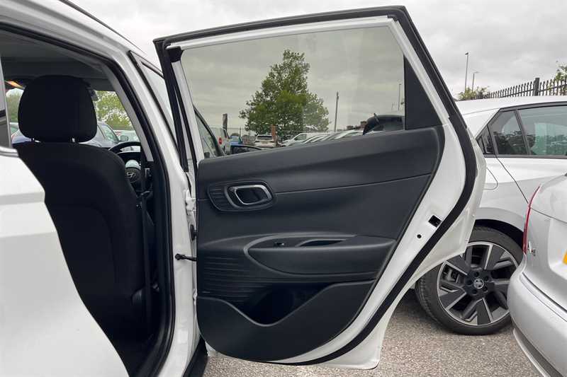 Used Hyundai BAYON 2024 for sale - 76525274: Photo 39