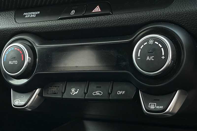 Used Kia Stonic 2021 for sale - 76447834: Photo 15