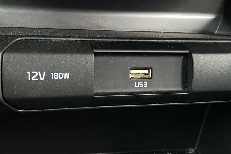 Used Kia Stonic 2021 for sale - 76447834: Photo 44