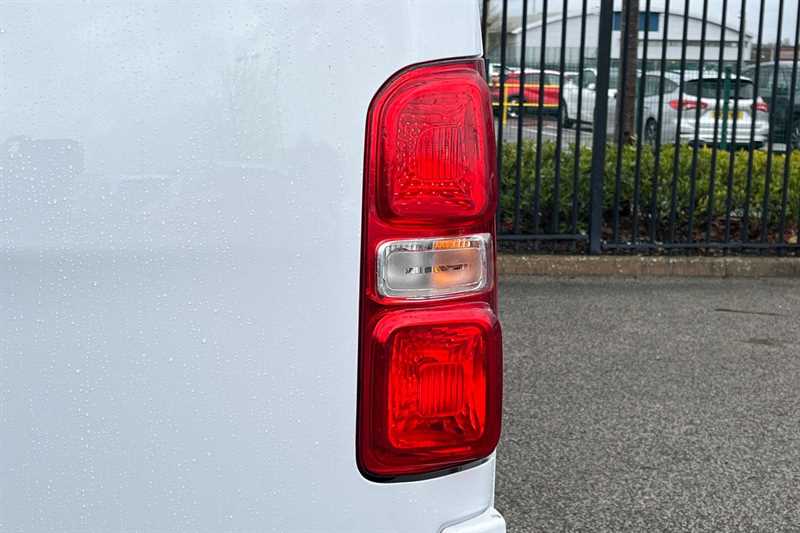 Used Vauxhall Vivaro 2023 for sale - 77801173: Photo 32