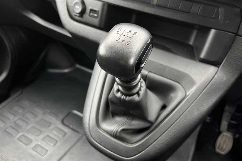 Used Vauxhall Vivaro 2023 for sale - 78143402: Photo 42