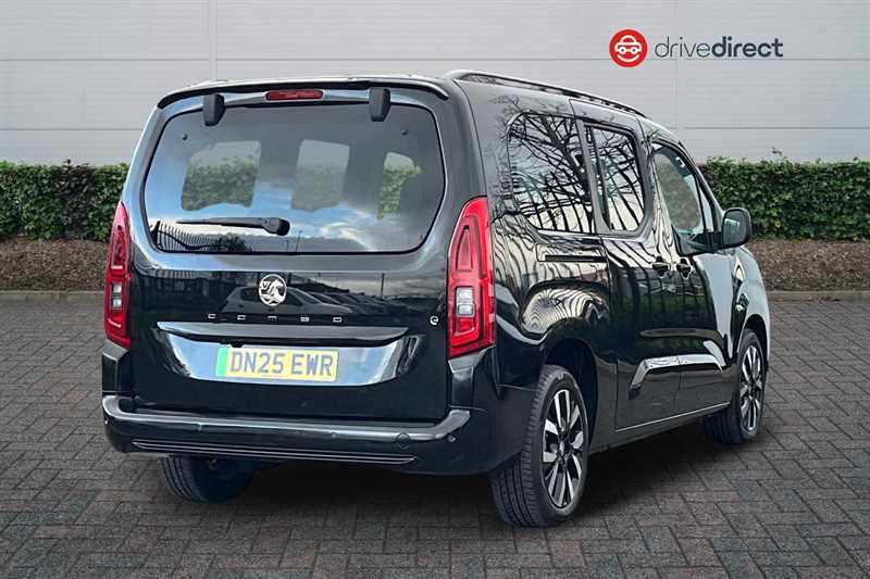 Used Vauxhall Combo Life Electric 2025 for sale - 76903656: Photo 3
