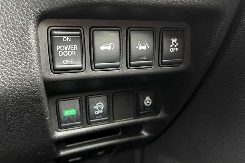 Used Nissan X-Trail 2019 for sale - 76530249: Photo 45