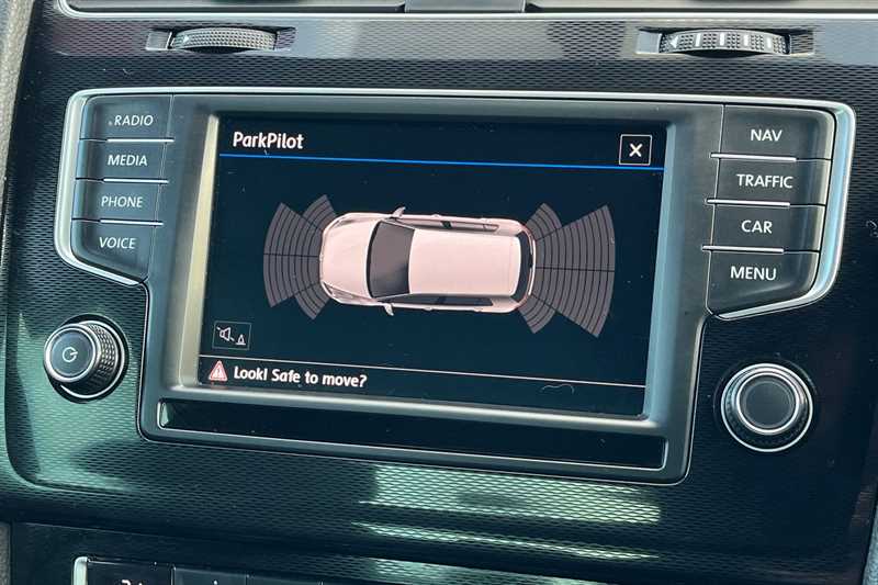 Used Volkswagen Golf 2016 for sale - 76956082: Photo 19