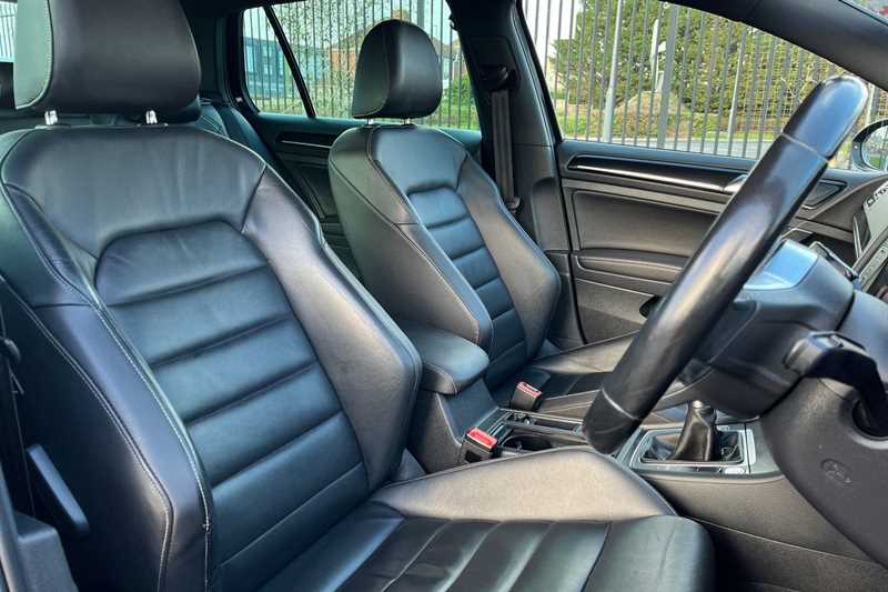 Used Volkswagen Golf 2016 for sale - 76956082: Photo 23