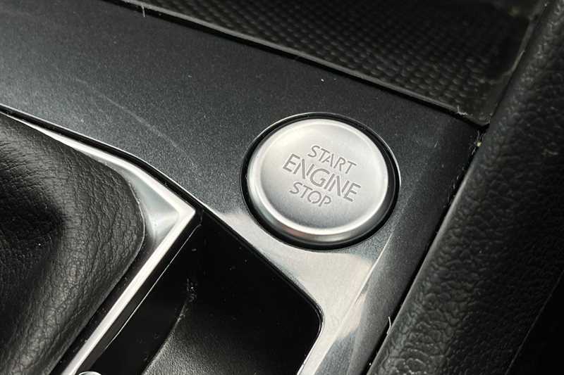 Used Volkswagen Tiguan 2022 for sale - 77773648: Photo 41