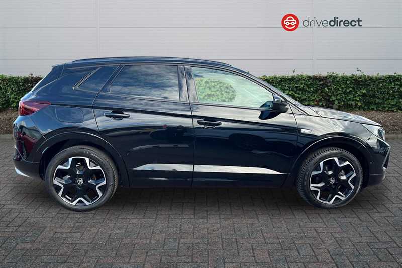 Used Vauxhall Grandland 2022 for sale - 76443573: Photo 2