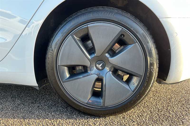 Used Tesla Model 3 2021 for sale - 76852929: Photo 10