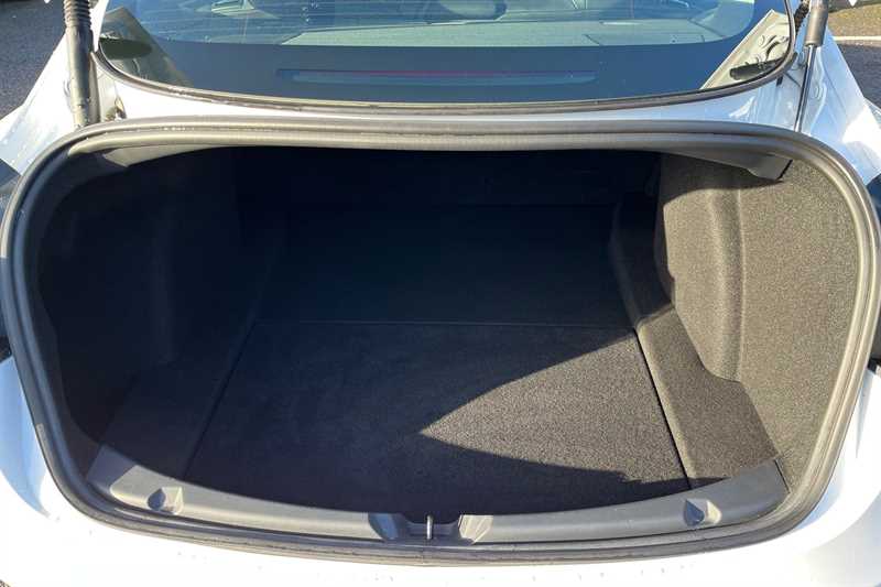 Used Tesla Model 3 2021 for sale - 76852929: Photo 25